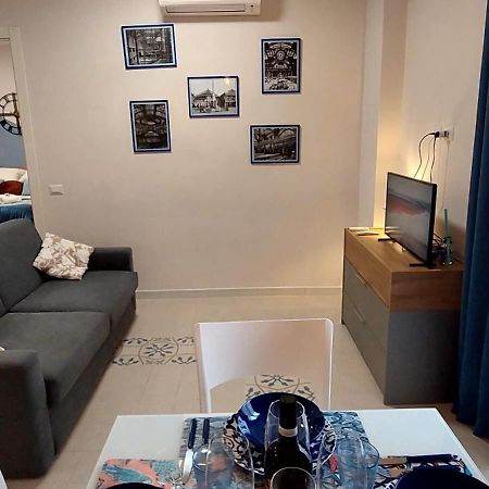 STAZIONE BLU NOVECENTO Apartment Рим Екстериор снимка